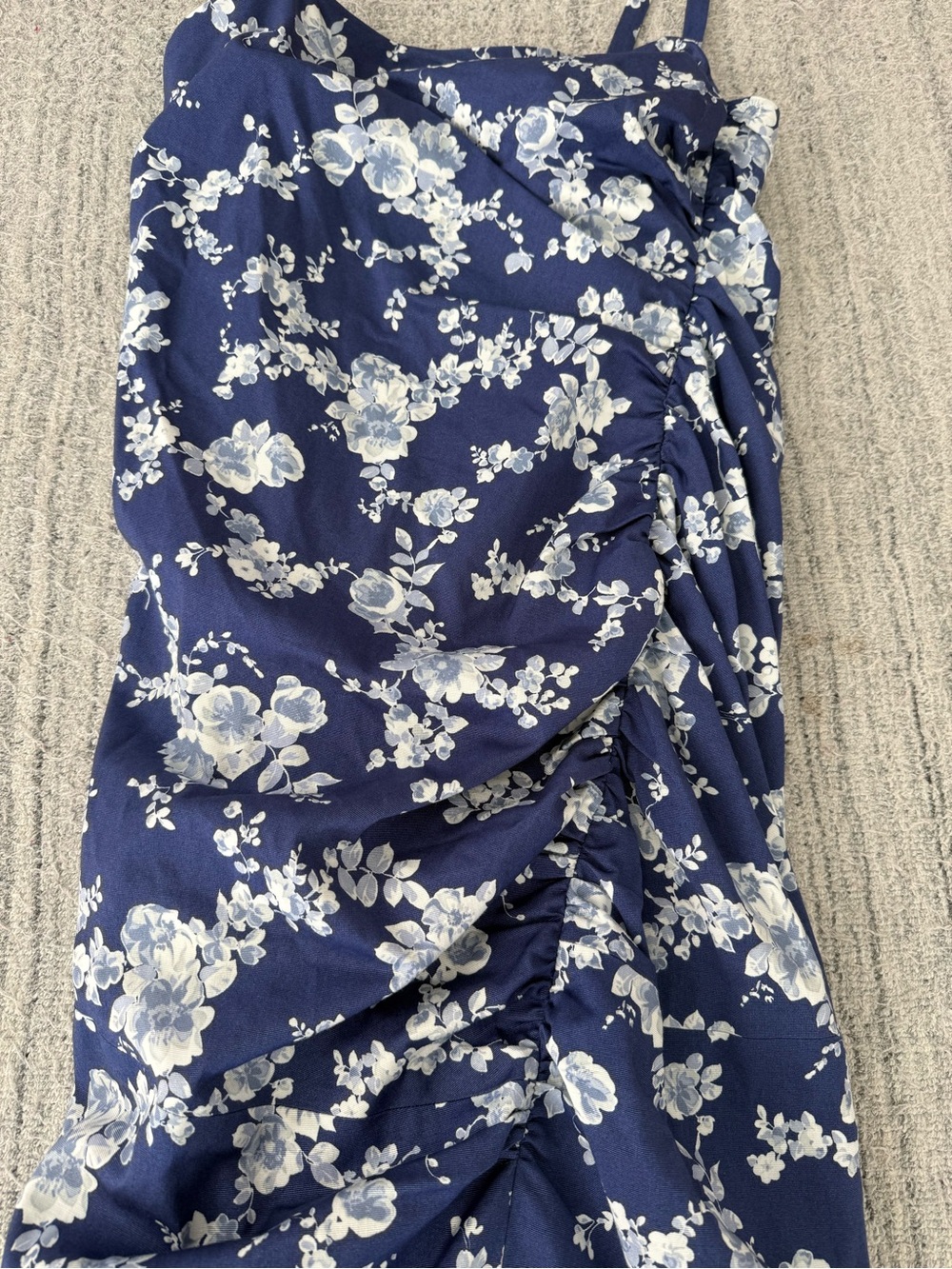 NWT Authentic Carolina Herrera Floral Print Ruched Faille Gown Size 12 - Picture 8 of 12